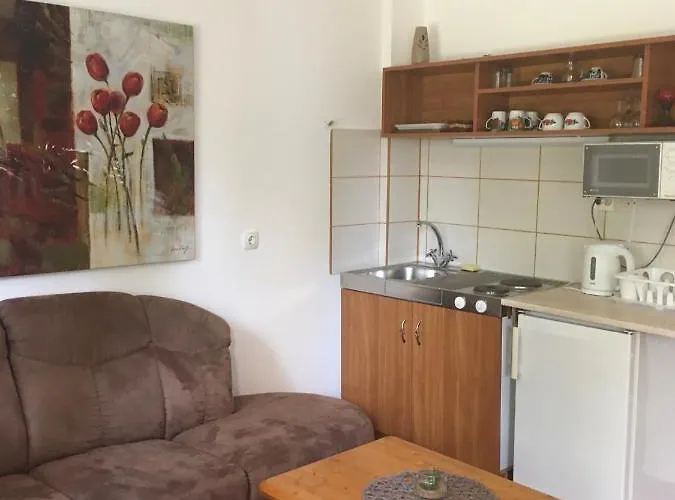 Bakonyi Kemencésház Casa de hóspedes 3*